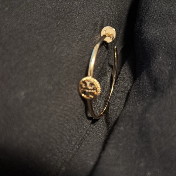 Tory Burch Elegant Gold Hoop Earring - Picture 3 of 8